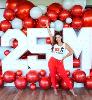 Andrea Espada feet photo thumbnail