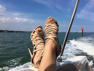 Andrea Feczko feet photo 9