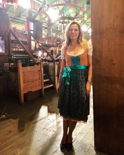 Andrea Grießmann feet photo thumbnail