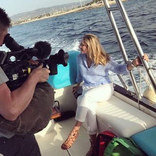 Andrea Grießmann feet photo thumbnail