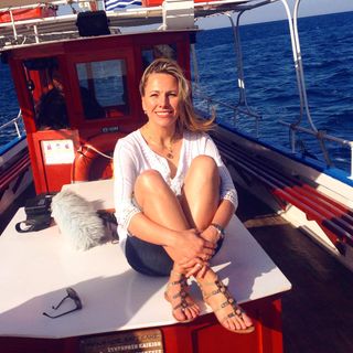 Andrea Grießmann feet photo thumbnail