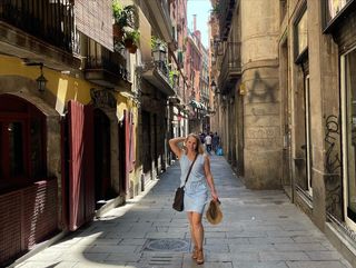 Andrea Grießmann feet photo thumbnail