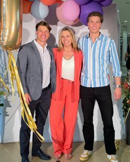 Andrea Grießmann feet photo thumbnail