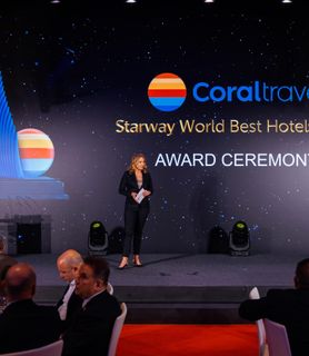 Andrea Grießmann feet photo thumbnail