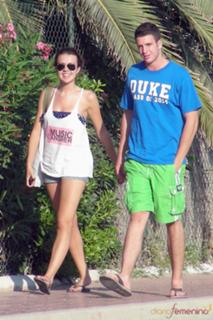 Andrea Guasch feet photo 1