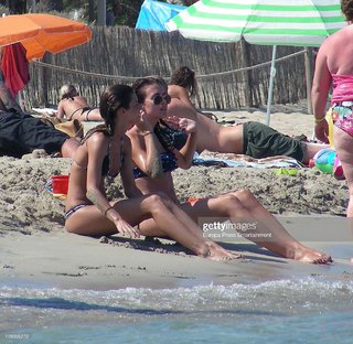 Andrea Guasch feet photo 12