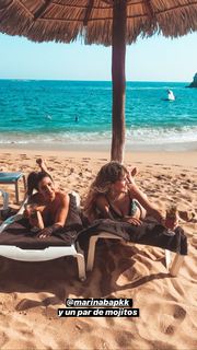Andrea Guasch feet photo 9