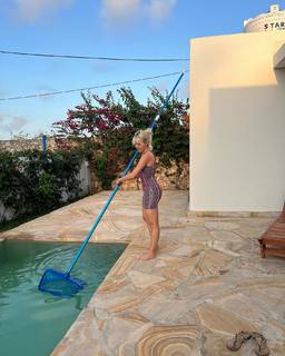 Andrea Guasch feet photo 11