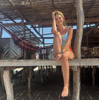 Andrea Guerrero feet photo 9