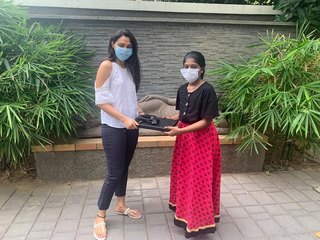 Andrea Jeremiah feet photo thumbnail