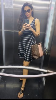 Andrea Jeremiah feet photo thumbnail