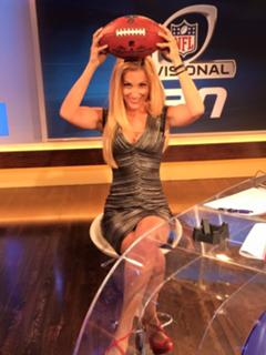 Andrea Kaiser feet photo thumbnail