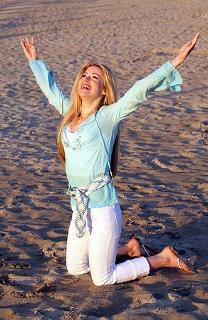 Andrea Kaiser feet photo 4