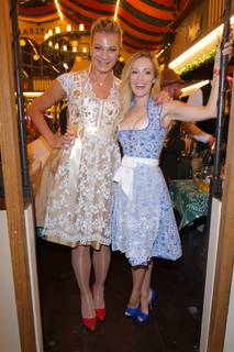 Andrea Kaiser feet photo thumbnail