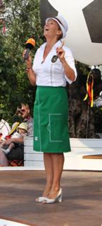 Andrea Kiewel feet photo thumbnail