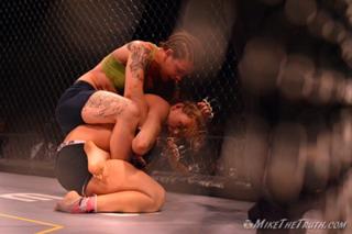 Andrea Lee feet photo 9