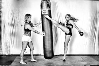 Andrea Lee feet photo 7