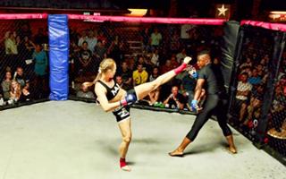 Andrea Lee feet photo 9