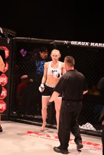 Andrea Lee feet photo 3