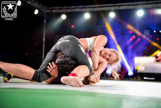 Andrea Lee feet photo 3