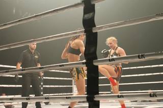 Andrea Lee feet photo 7