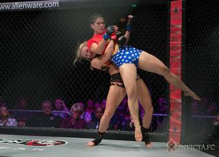 Andrea Lee feet photo 4