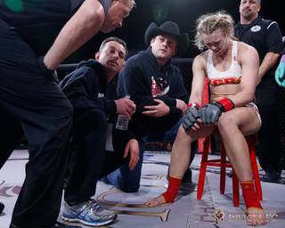 Andrea Lee feet photo 16