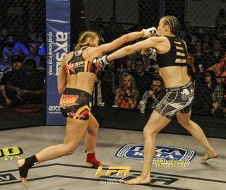 Andrea Lee feet photo 16