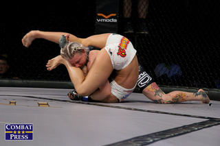 Andrea Lee feet photo 4