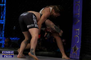 Andrea Lee feet photo 2