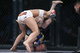 Andrea Lee feet photo 1