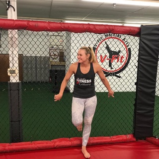 Andrea Lee feet photo 1