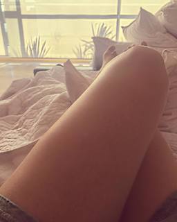 Andrea Legarreta feet photo thumbnail