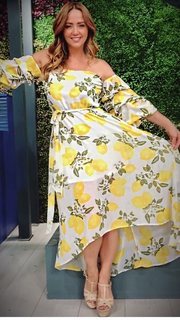 Andrea Legarreta feet photo thumbnail