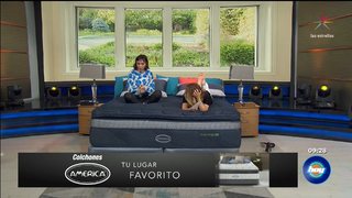 Andrea Legarreta feet photo thumbnail