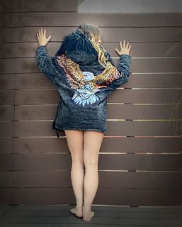 Andrea Legarreta feet photo thumbnail