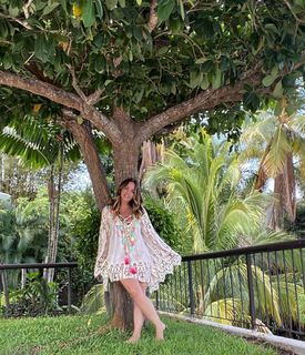 Andrea Legarreta feet photo thumbnail