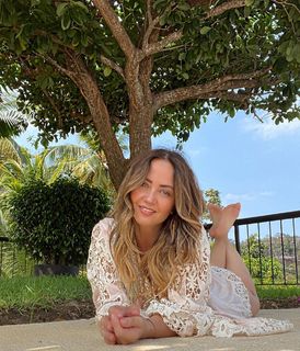 Andrea Legarreta feet photo thumbnail