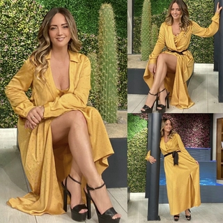 Andrea Legarreta feet photo thumbnail