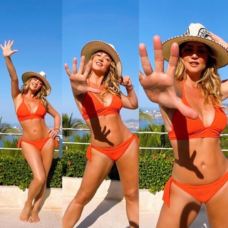 Andrea Legarreta feet photo thumbnail