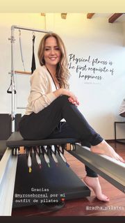 Andrea Legarreta feet photo thumbnail