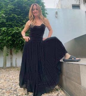 Andrea Legarreta feet photo thumbnail