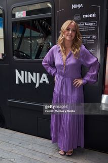 Andrea Legarreta feet photo 8