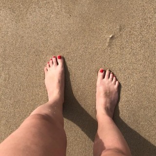 Andrea Libman feet photo 17