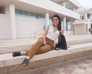 Andrea Londo feet photo thumbnail
