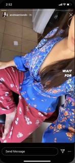 Andrea Londo feet photo thumbnail