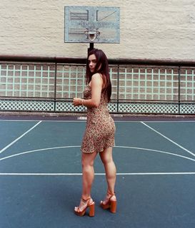 Andrea Londo feet photo thumbnail