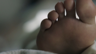 Andrea Londo feet photo thumbnail