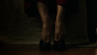 Andrea Londo feet photo thumbnail