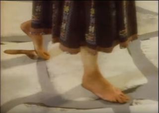 Andrea Martin feet photo 14